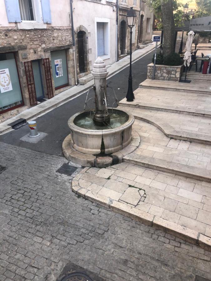 Fontaine Apartment Aups Exterior foto